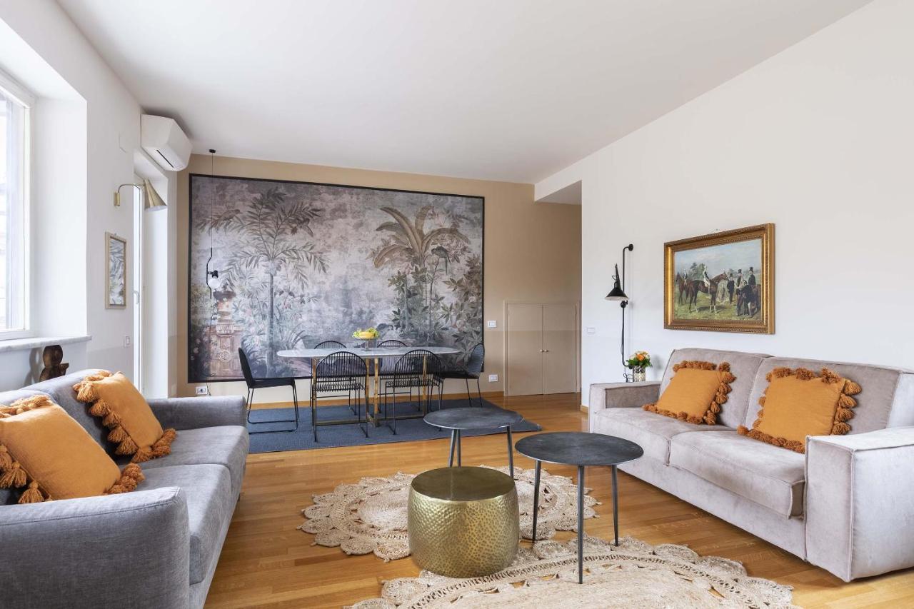 Romac - Condotti Penthouse In The Spanish Steps Area Apartment