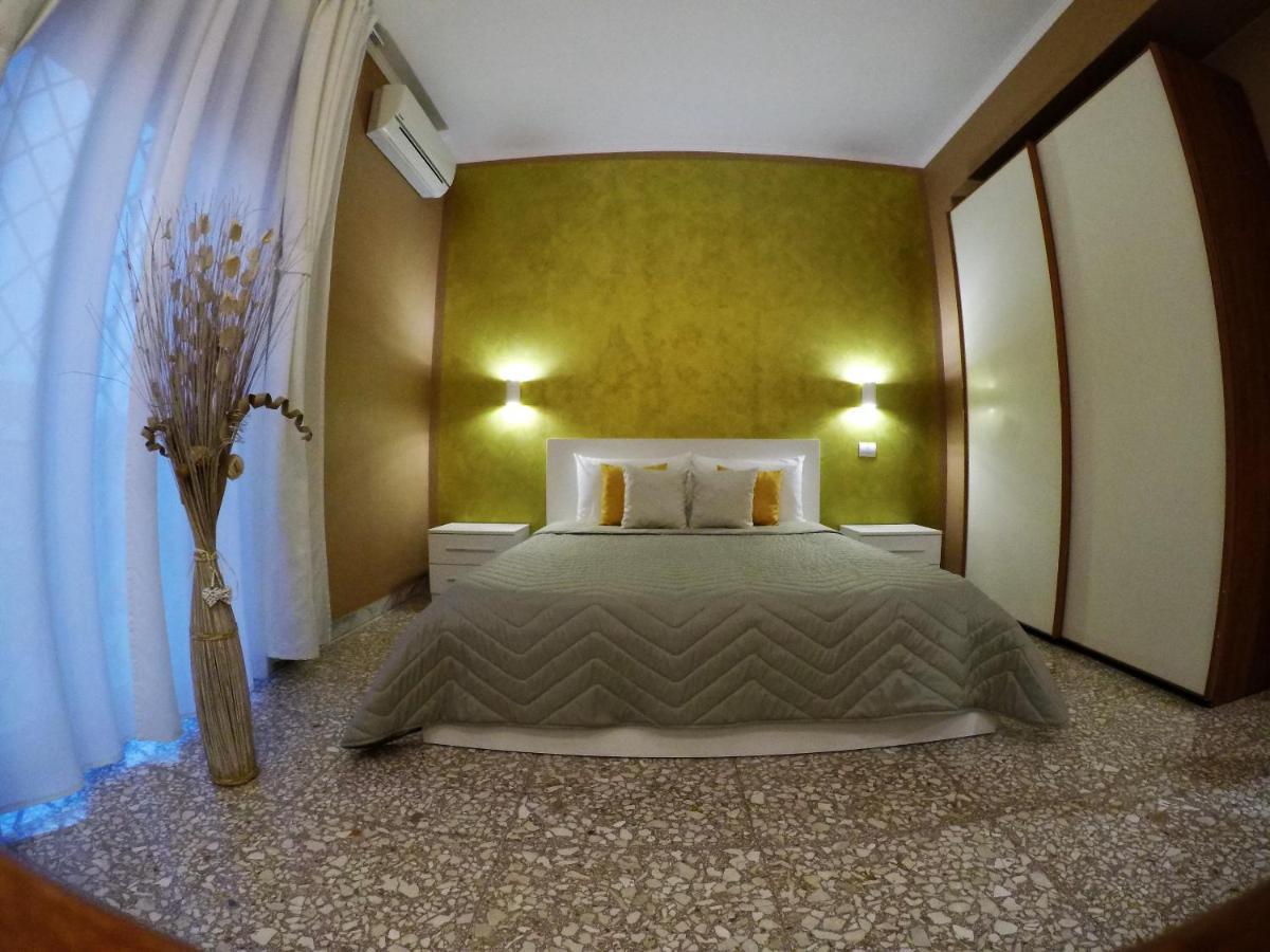 Appartement Holidays House Marconi