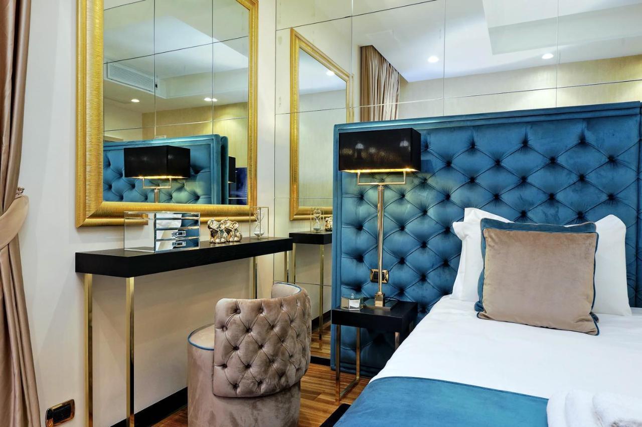 Trevi Diamond Luxury Suites & Jacuzzi * Rome