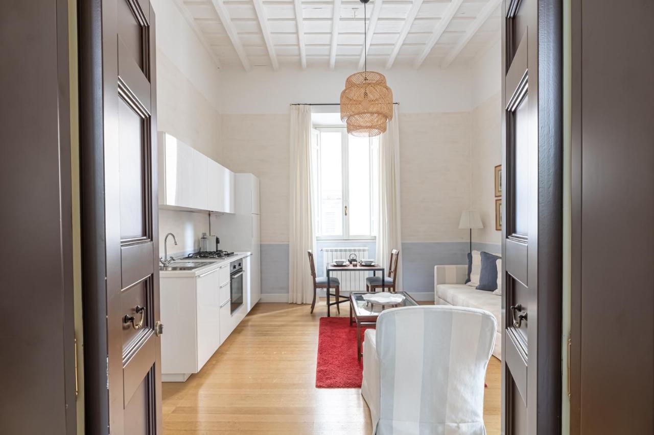 Casa Giulia By Burghesius *