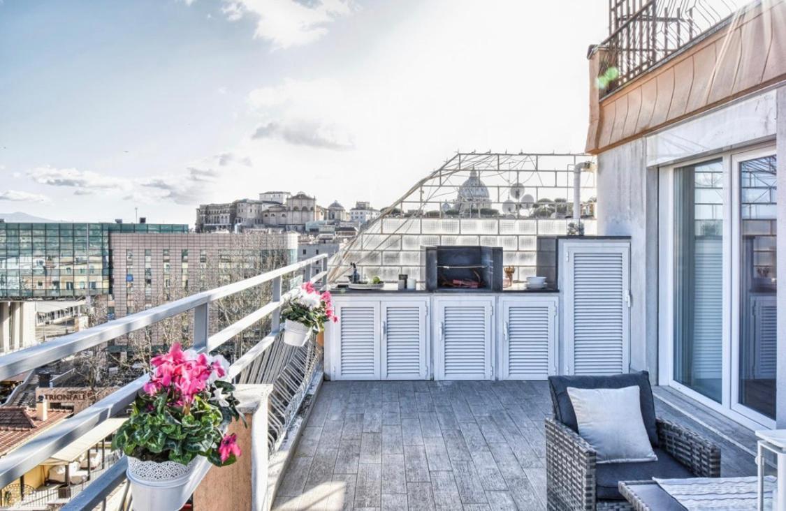 St. Peter Penthouse * Rome