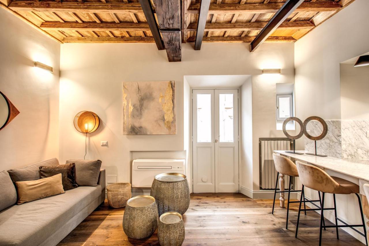 Apartment Febo Decharm Rome