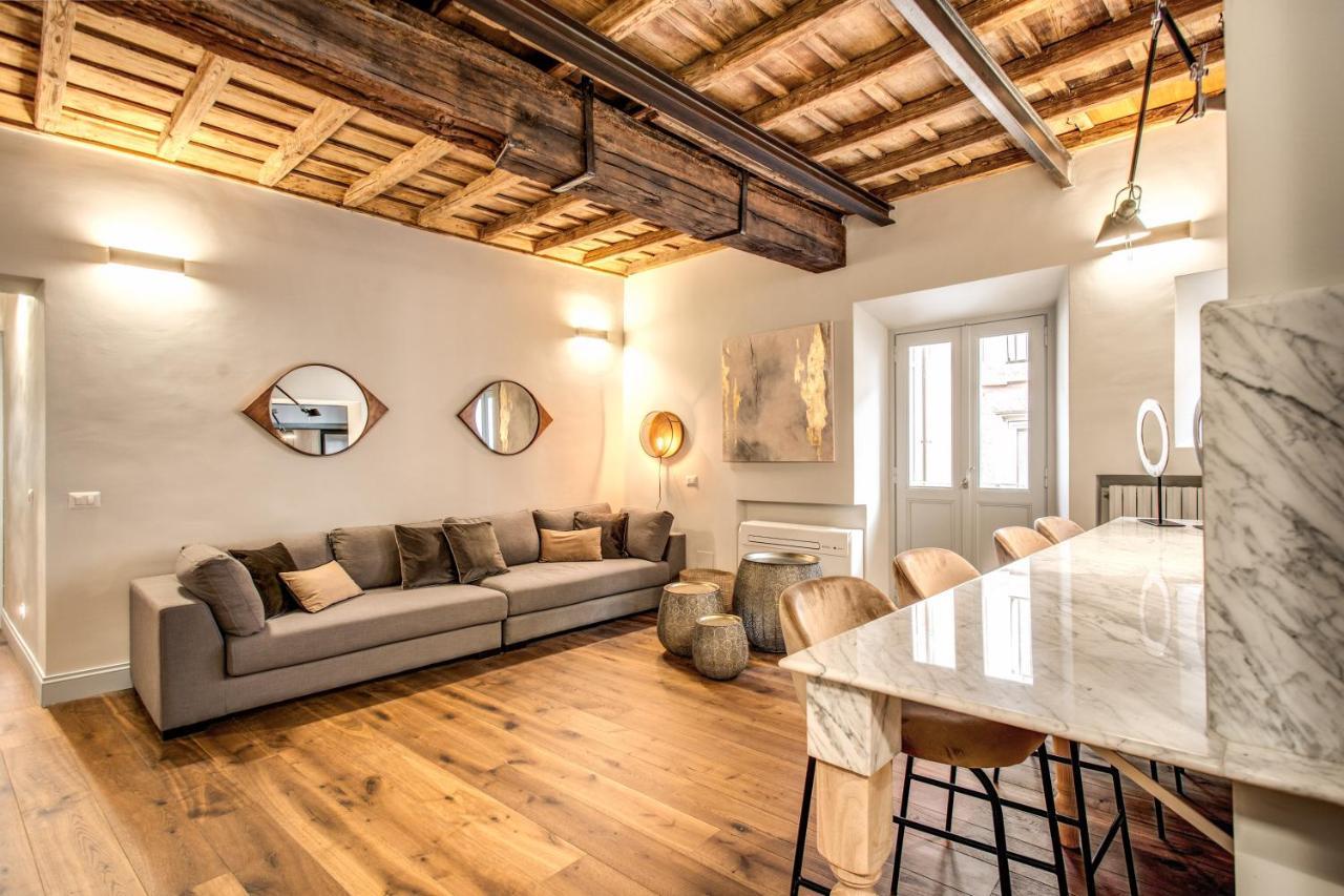 Apartment Febo Decharm Rome