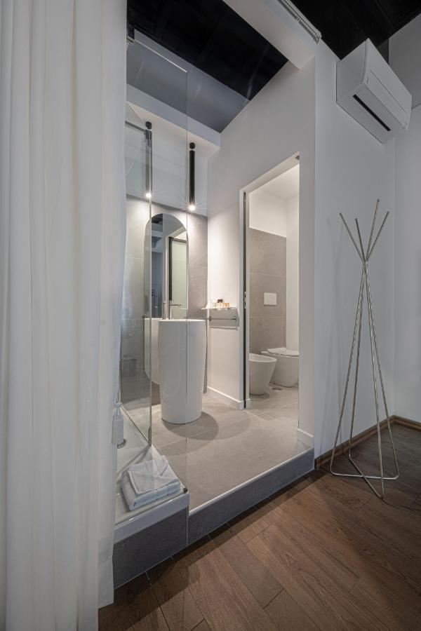 Little Queen Rooms * Roma