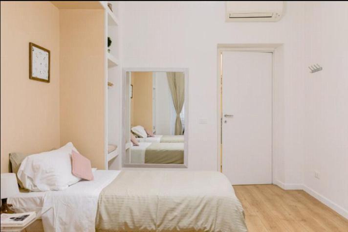 Charming 25 Apartment