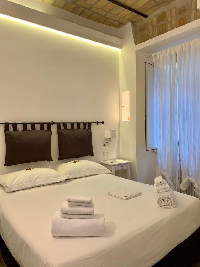 Luxury Near Colosseum Maison d'hôtes 2*