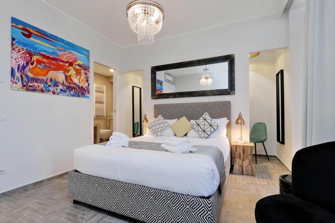 Della Croce Luxury 2*