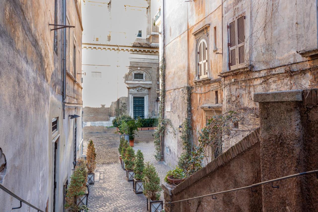 Italy * Rome
