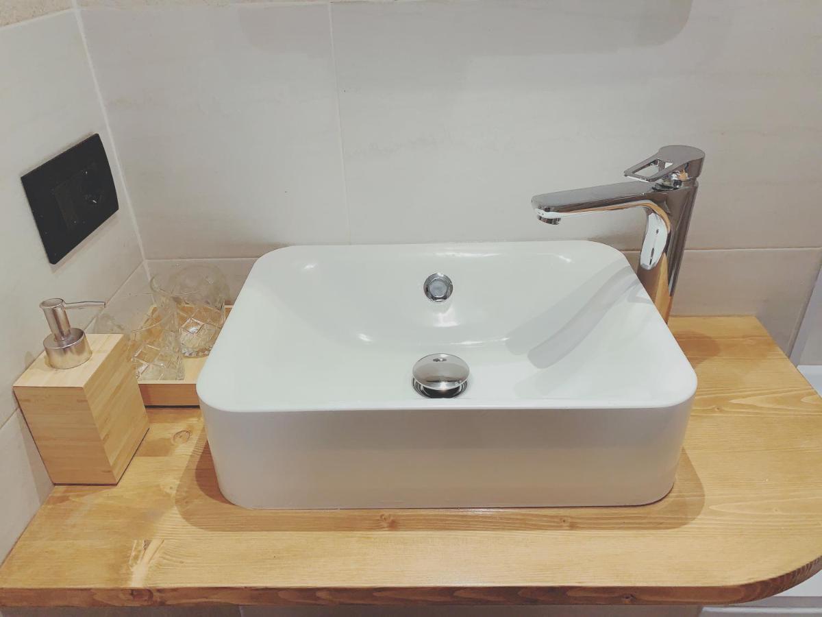 V House Accommodatie bij particulieren Rome