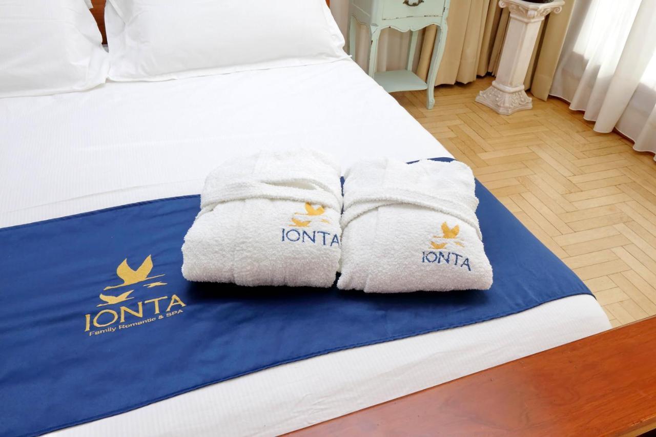 Frattina Family Romantic Superior Roma