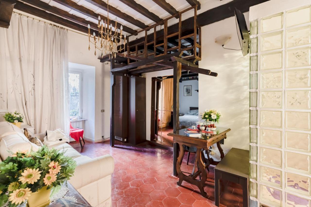 Coronari Apartment