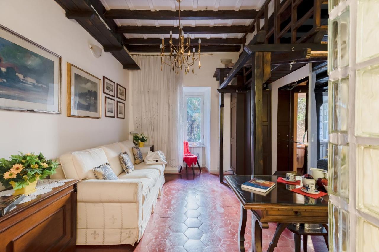 Coronari Apartment *