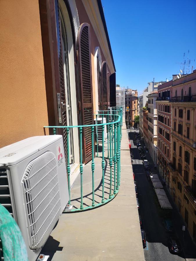 Travellers Rome