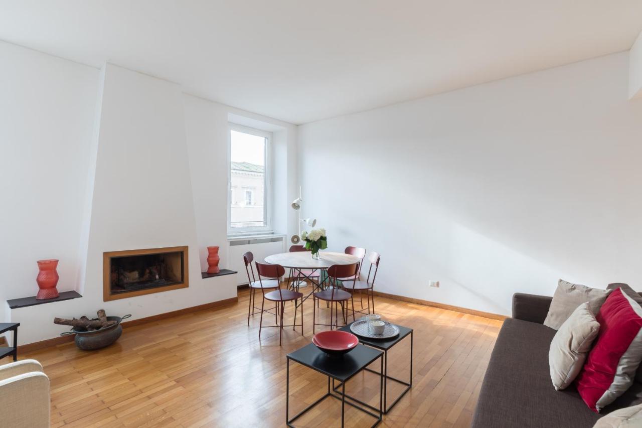 Amazing Penthouse With Private Terrace In Trastevere *