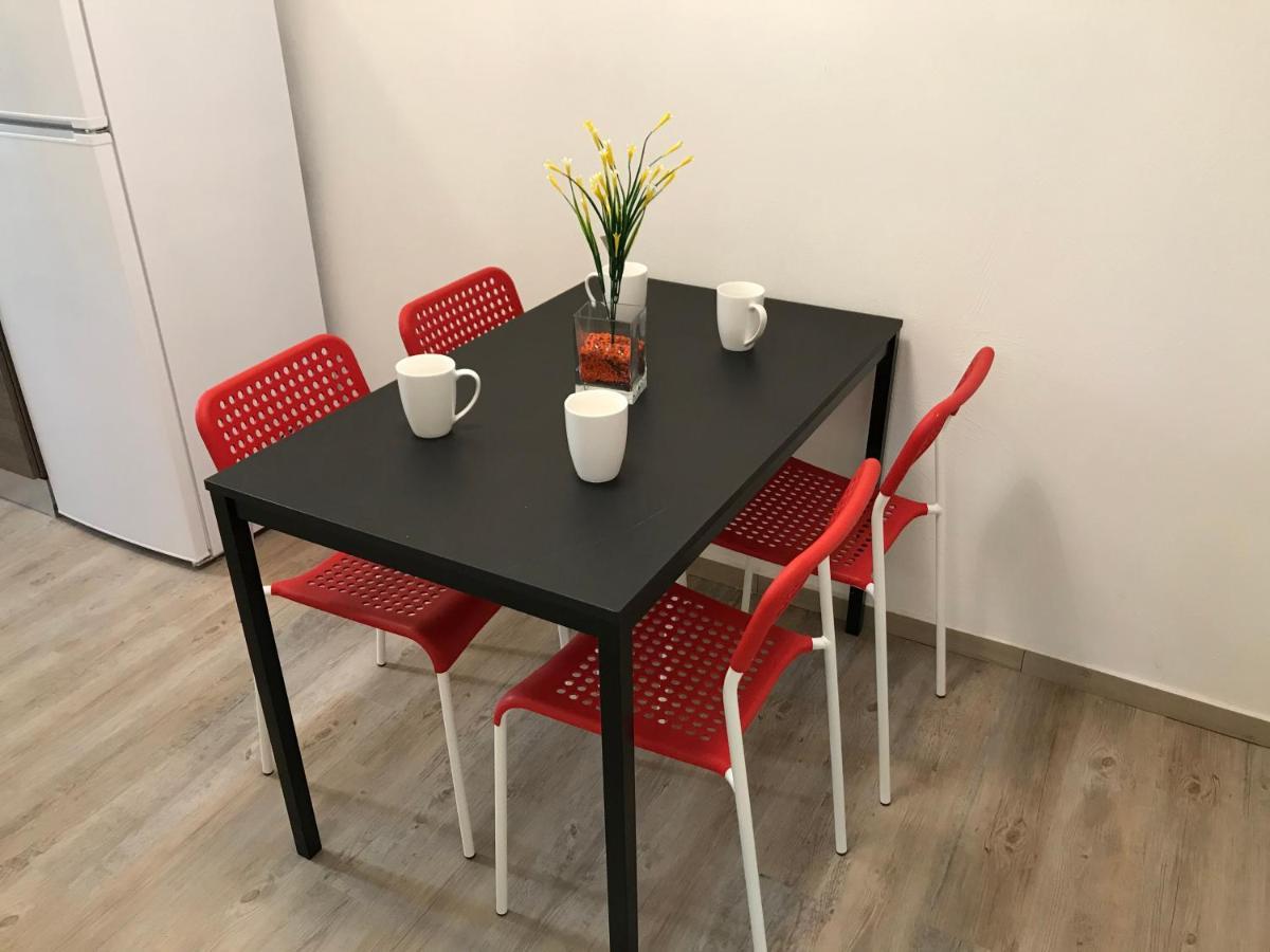 Domus Re Di Apartment *