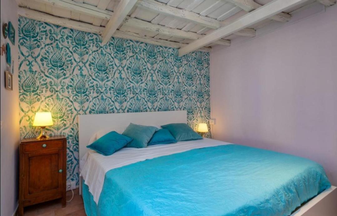 Navona Loft-robi *