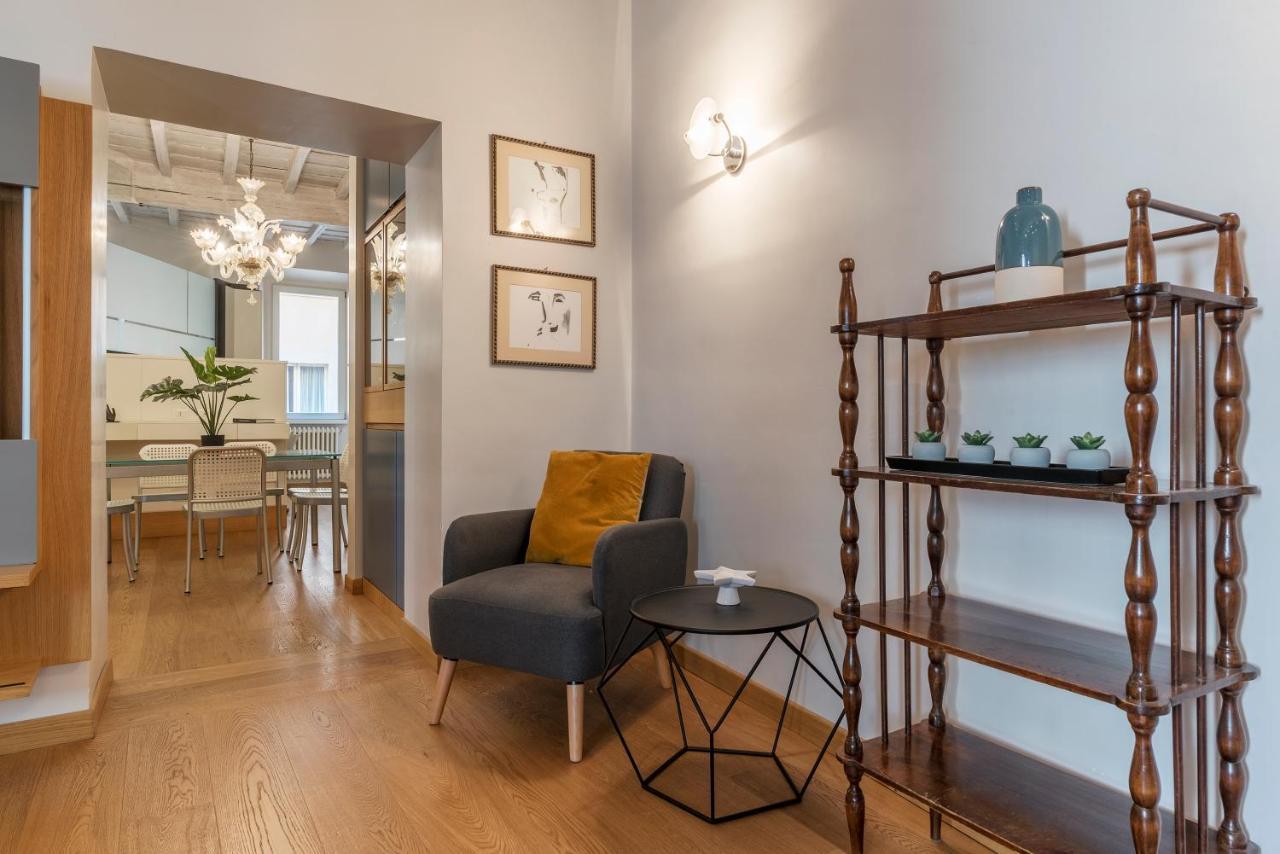 Piazza Navona Elegant Apartamento