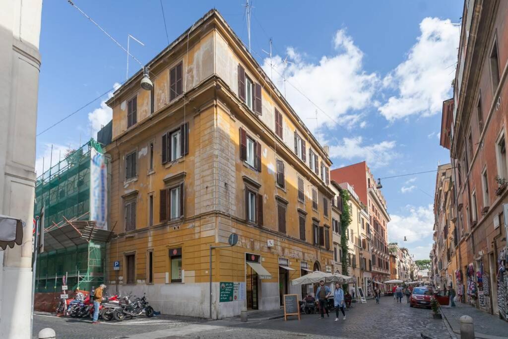 Chiara's Cove - Vaticano Apartment Rome