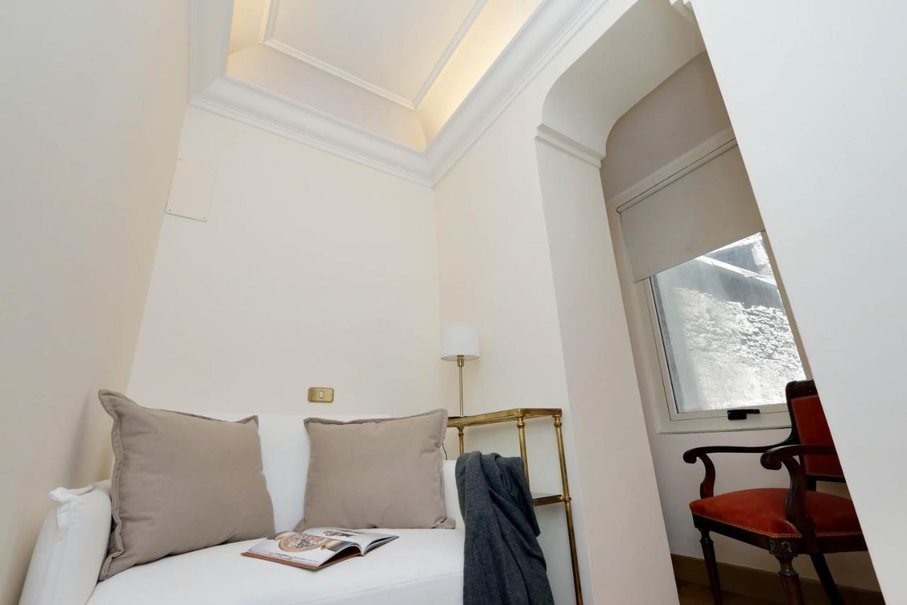 Elegant Nearby Trevi Fountain Apartamento *