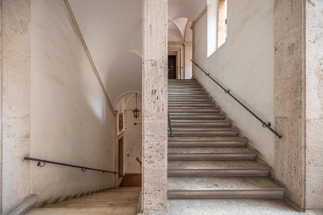 Roman Holiday For 6 By Piazza Navona Appartement Rome