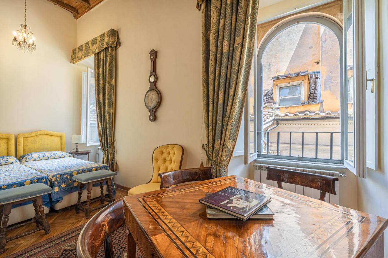Appartement Roman Holiday For 6 By Piazza Navona Rome