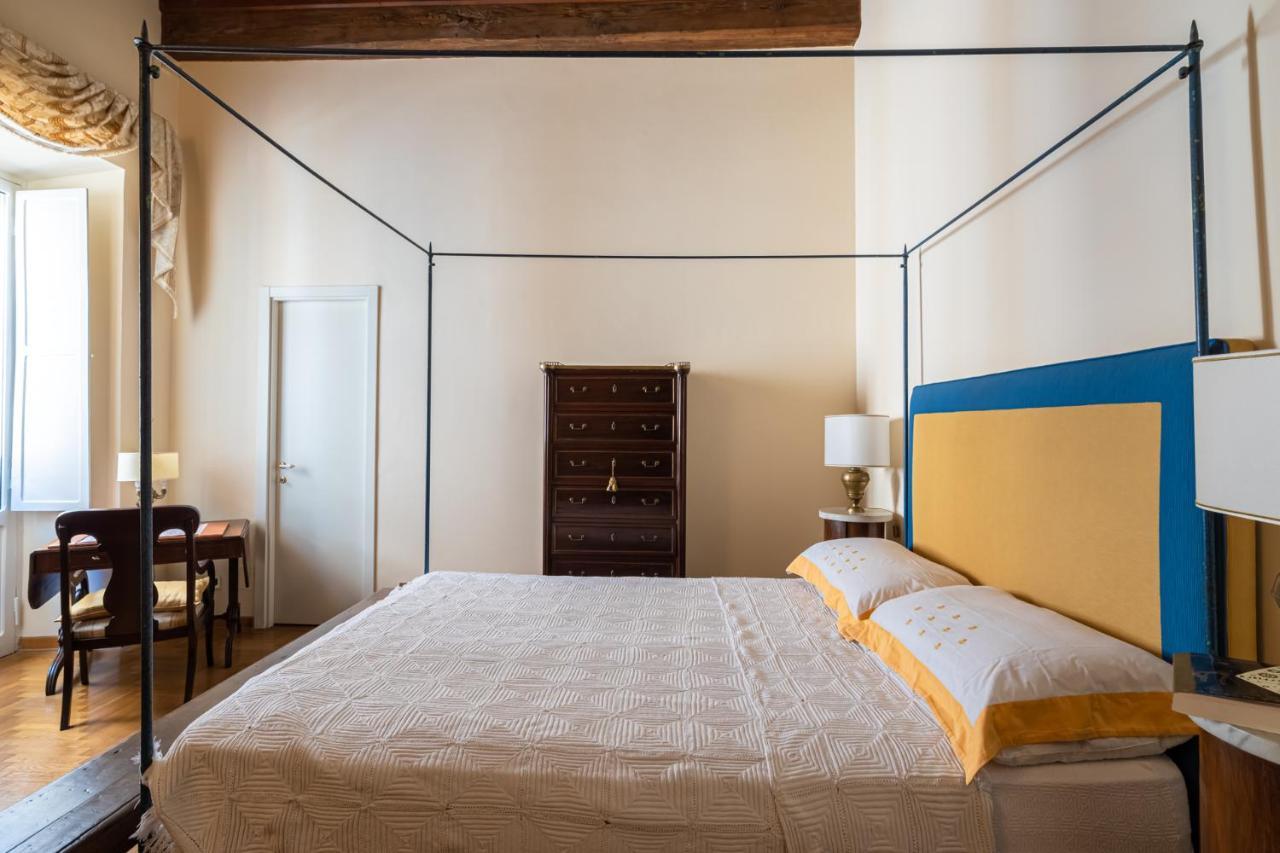 Appartement Roman Holiday For 6 By Piazza Navona *