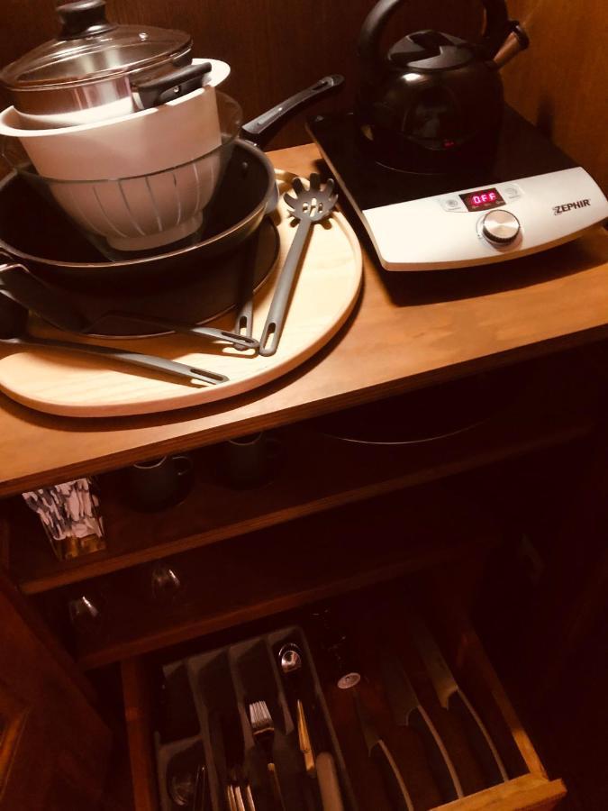 Aparthotel Castle Of Glamour Xvi Century Luxury 4*