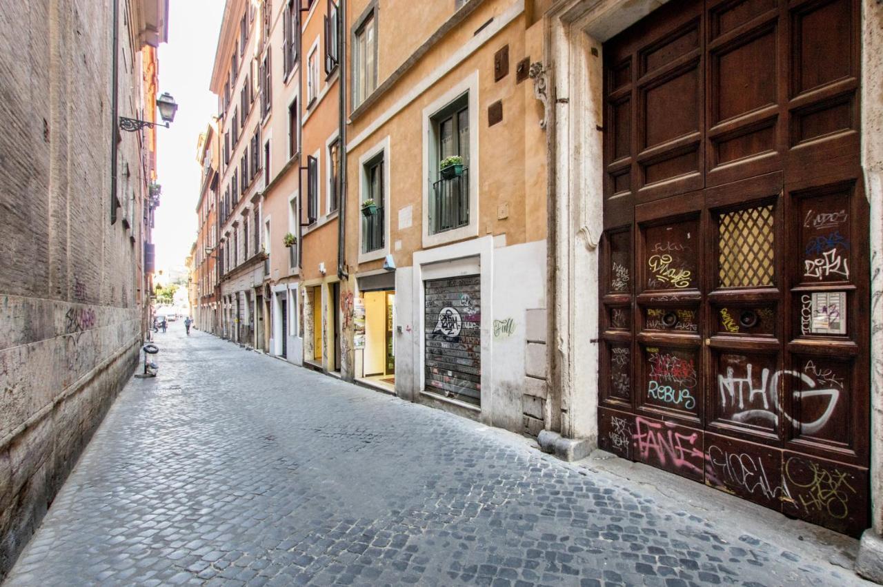 Apartment Italy Charming Stay- Campo De Fiori 3 *