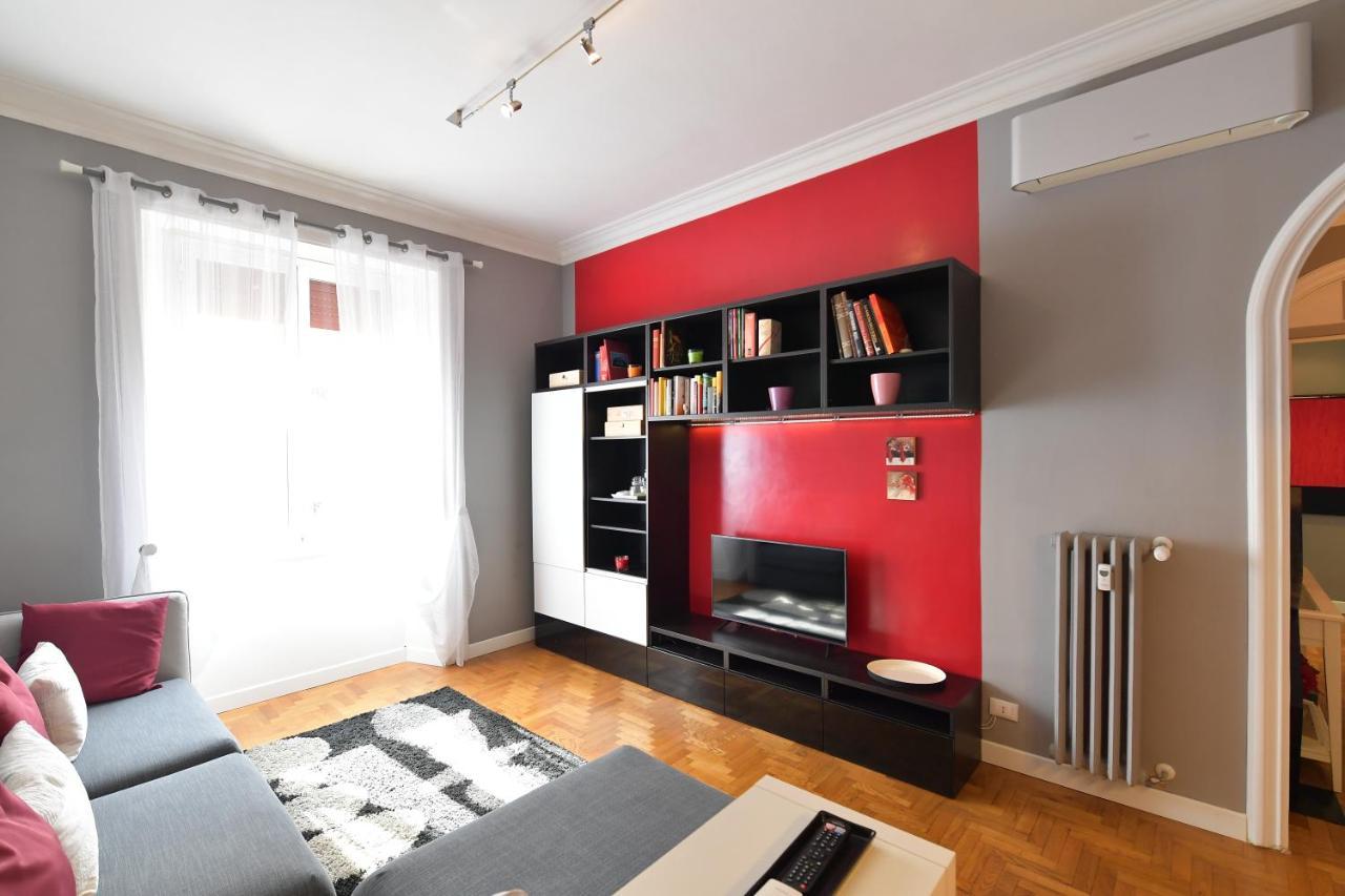 Lara Apartment *