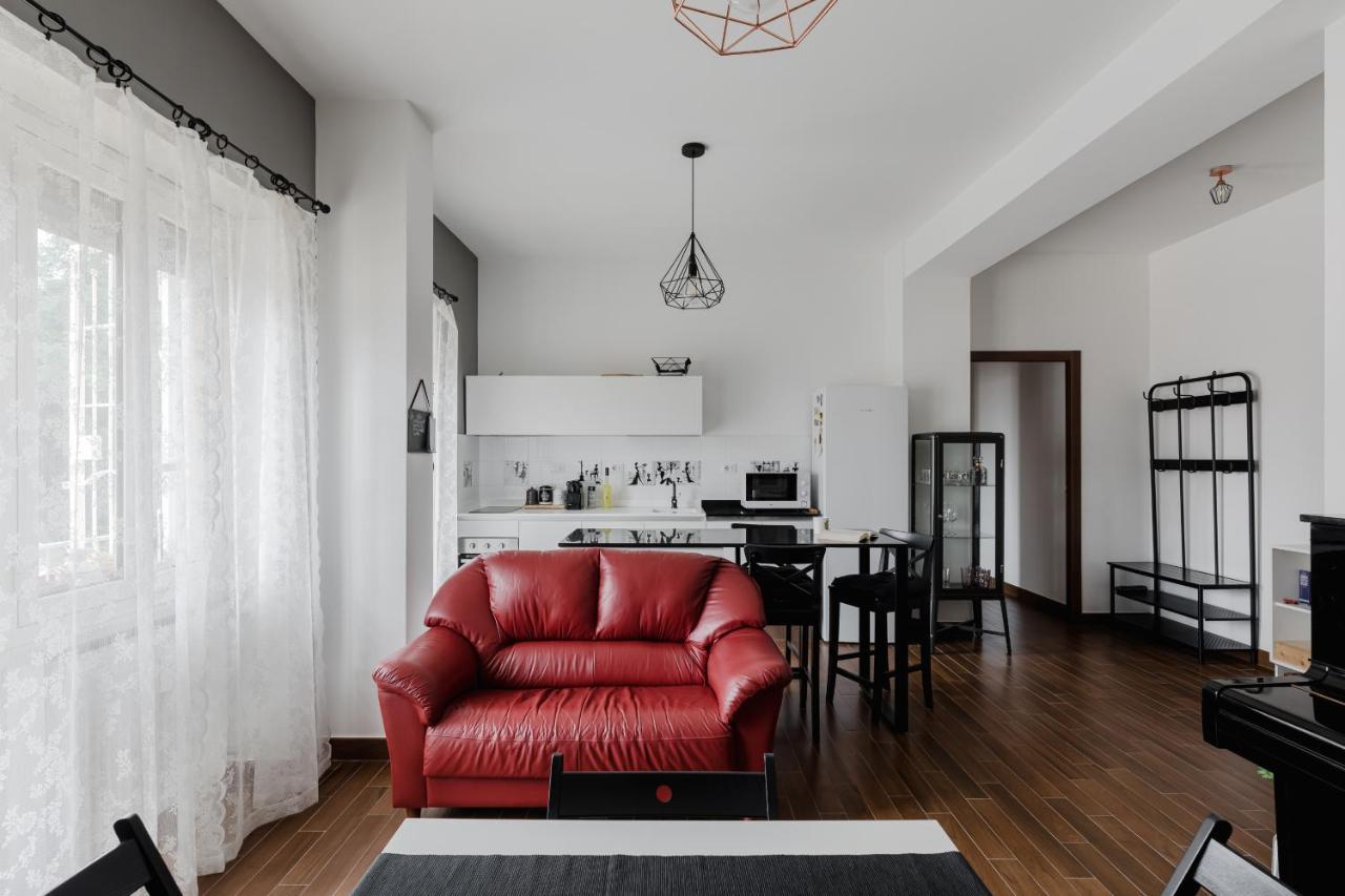 Appartement Scarfoglio Apartment, 4 Persone, 2 Camere, Balcone, Wi-fi, Stazione Tiburtina