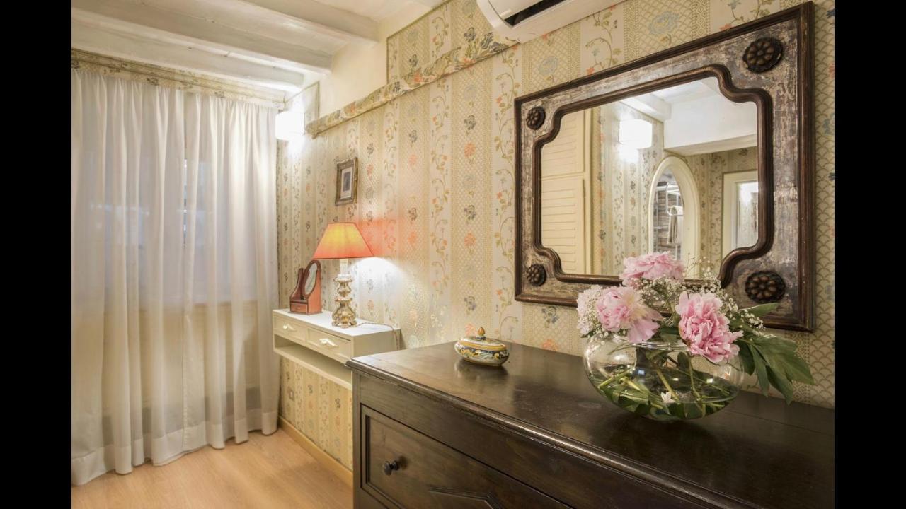 Apartamento Trevinestrome - Exclusive Trevi Fountain View *