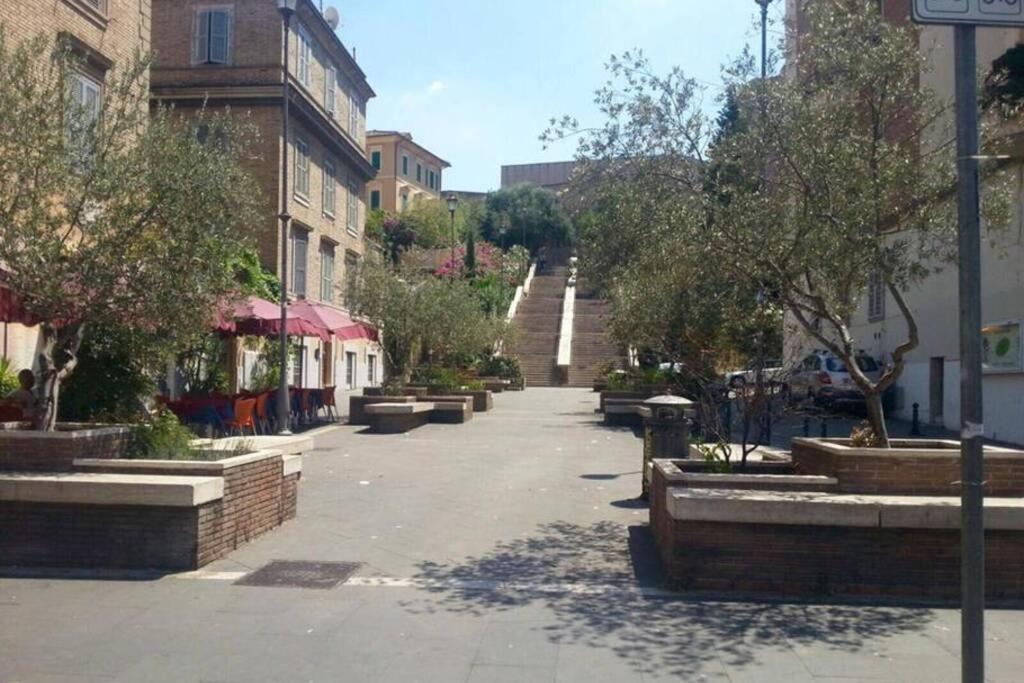 Bea Sarai Il Benvenuto!