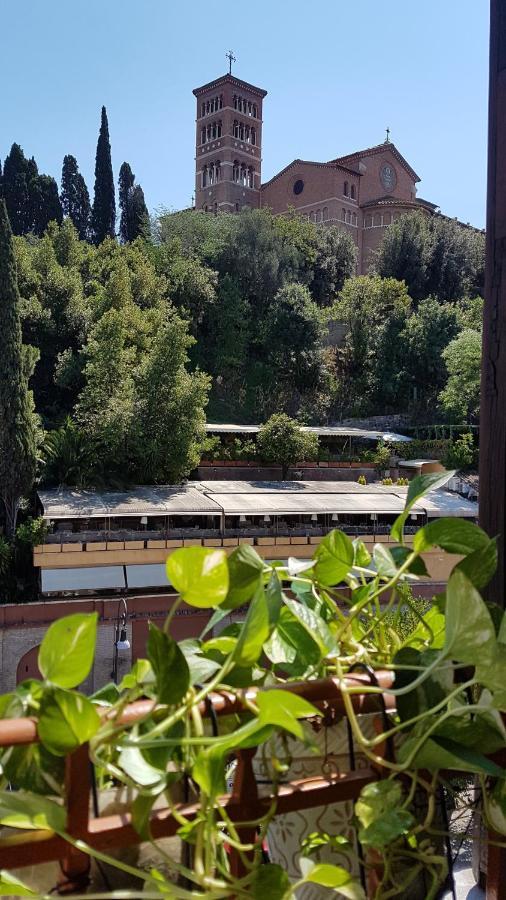 Le Tre Sorelle A Testaccio Acomodação com café da manhã 