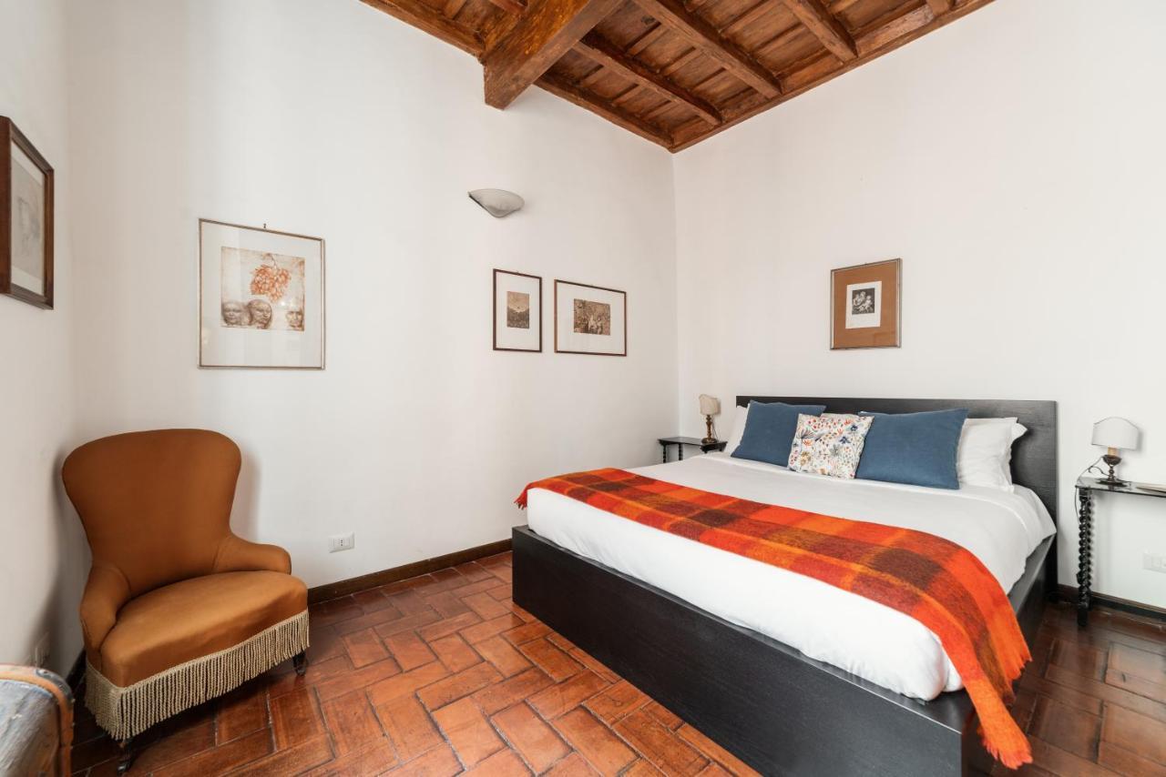 Domus Quiritum Charming, D'epoca A Campo De' Fiori Appartement