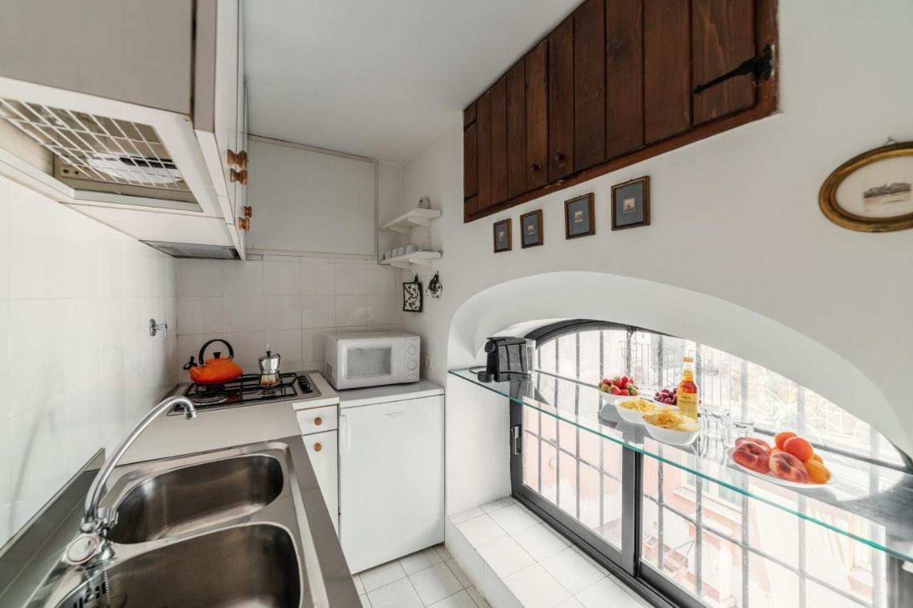 Domus Quiritum Charming, D'epoca A Campo De' Fiori Appartement