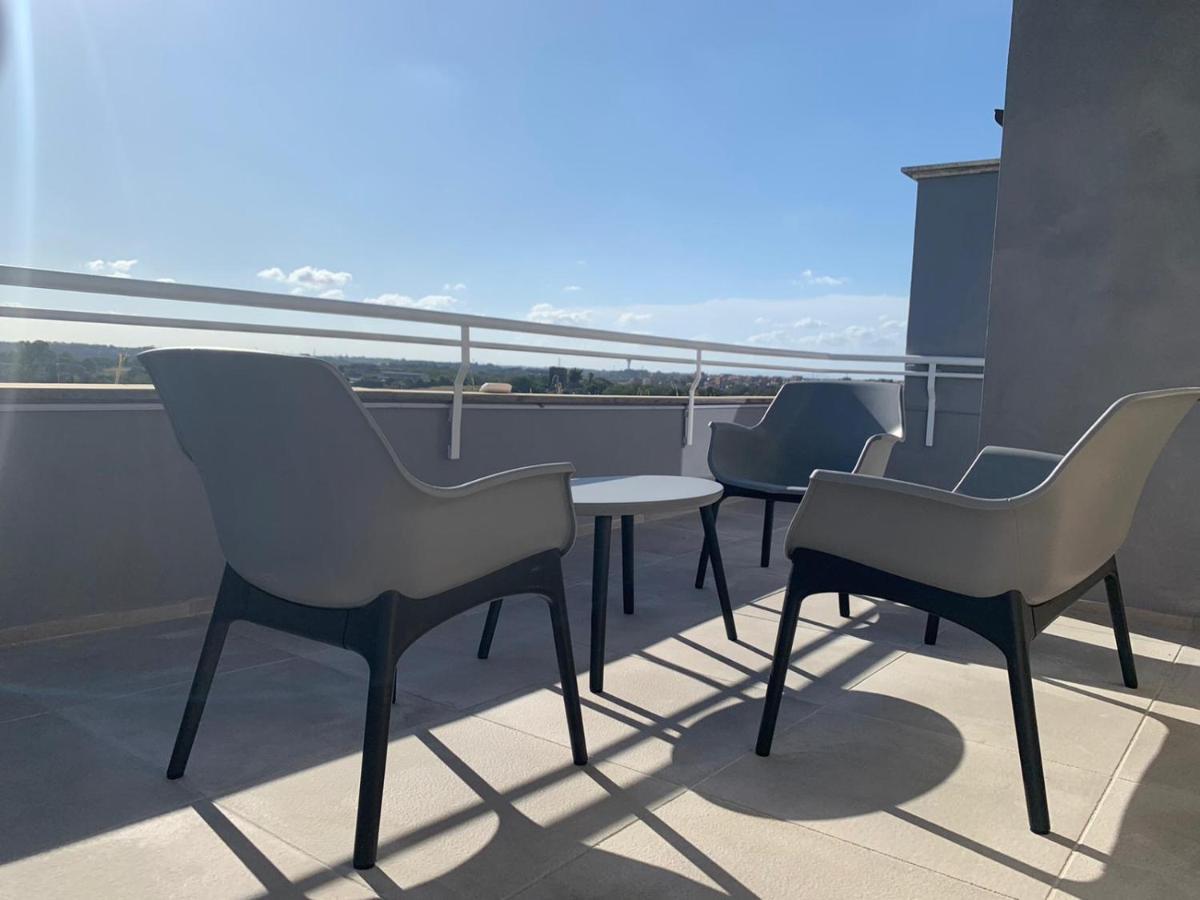 Penthouse Aureliana Attico Con Piscina A Apartment Rome