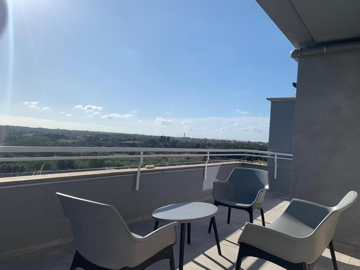 Apartment Penthouse Aureliana Attico Con Piscina A *