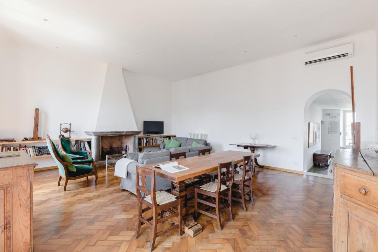 Apartment Elegante E Classico Attico Con Terrazzo Privato Vicino Al Vaticano Rome