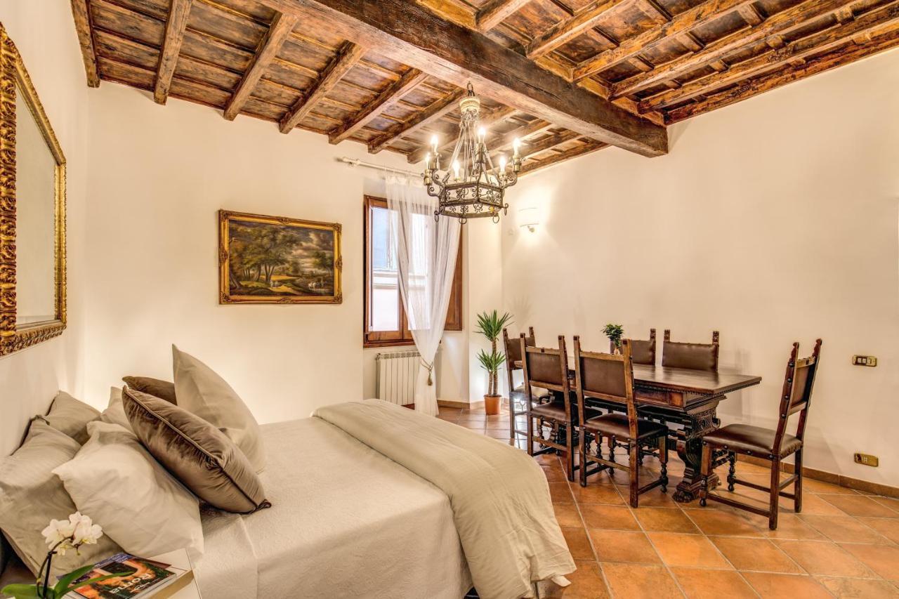 Apartment Fresh House Trevi 2 Rome
