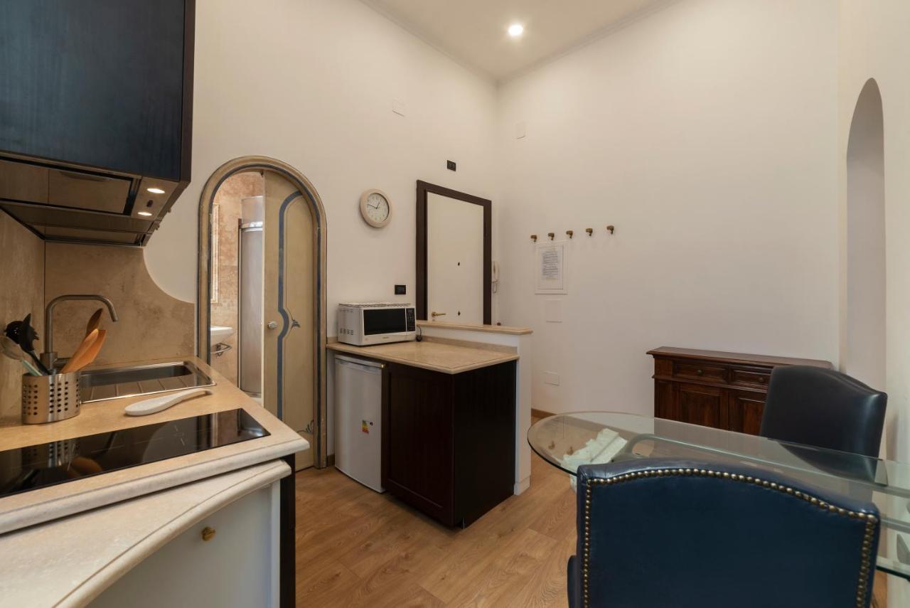 Apartment Piazza Di Spagna Elegant Rome