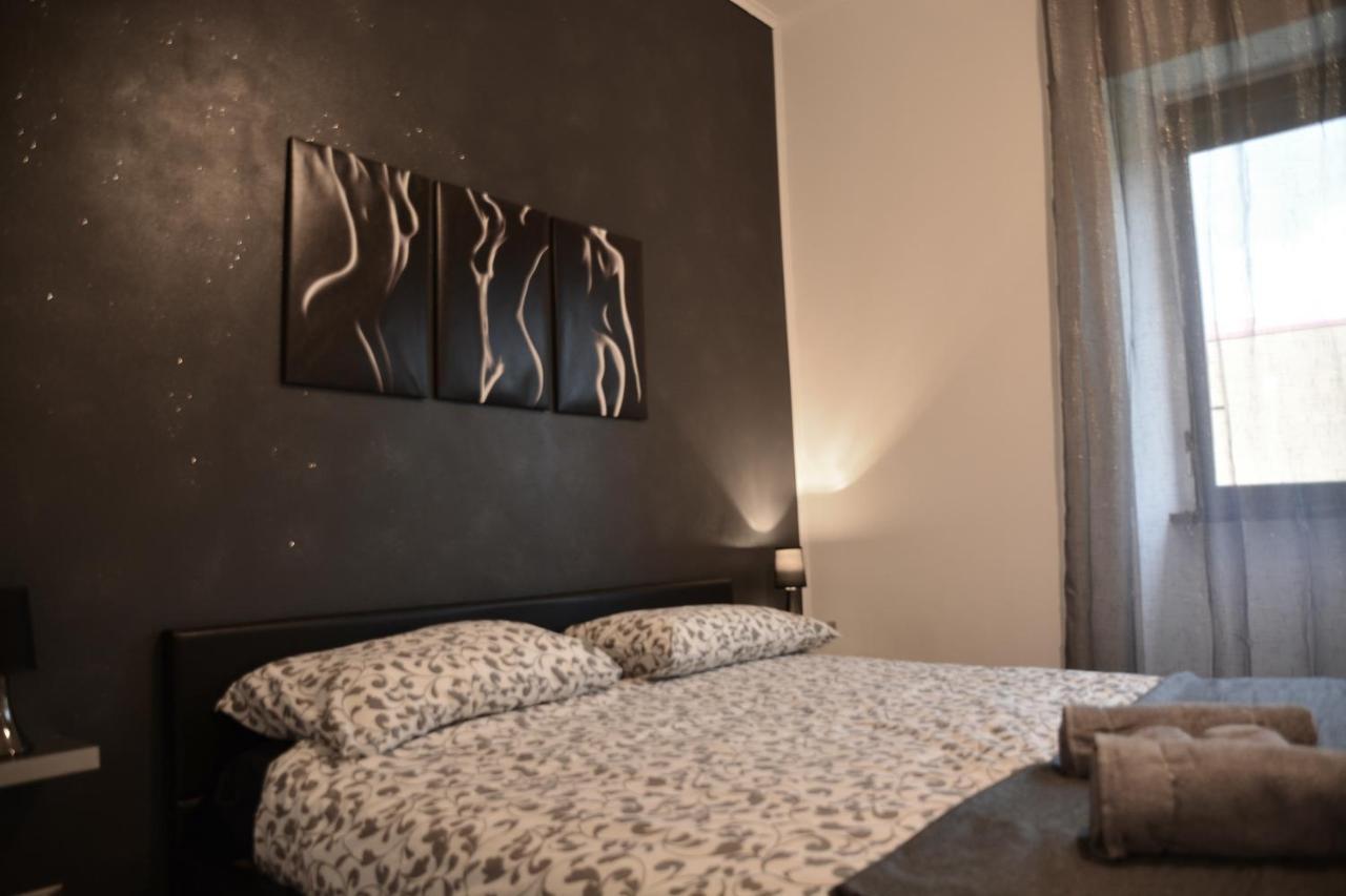 Sunny Sexy Grey & Cool Blue Appartement Rome
