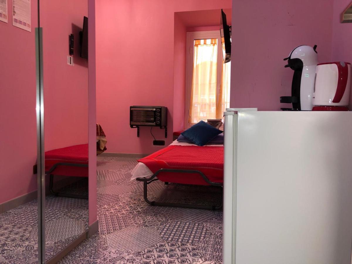 S.p.t. Acomodação com café da manhã  Roma