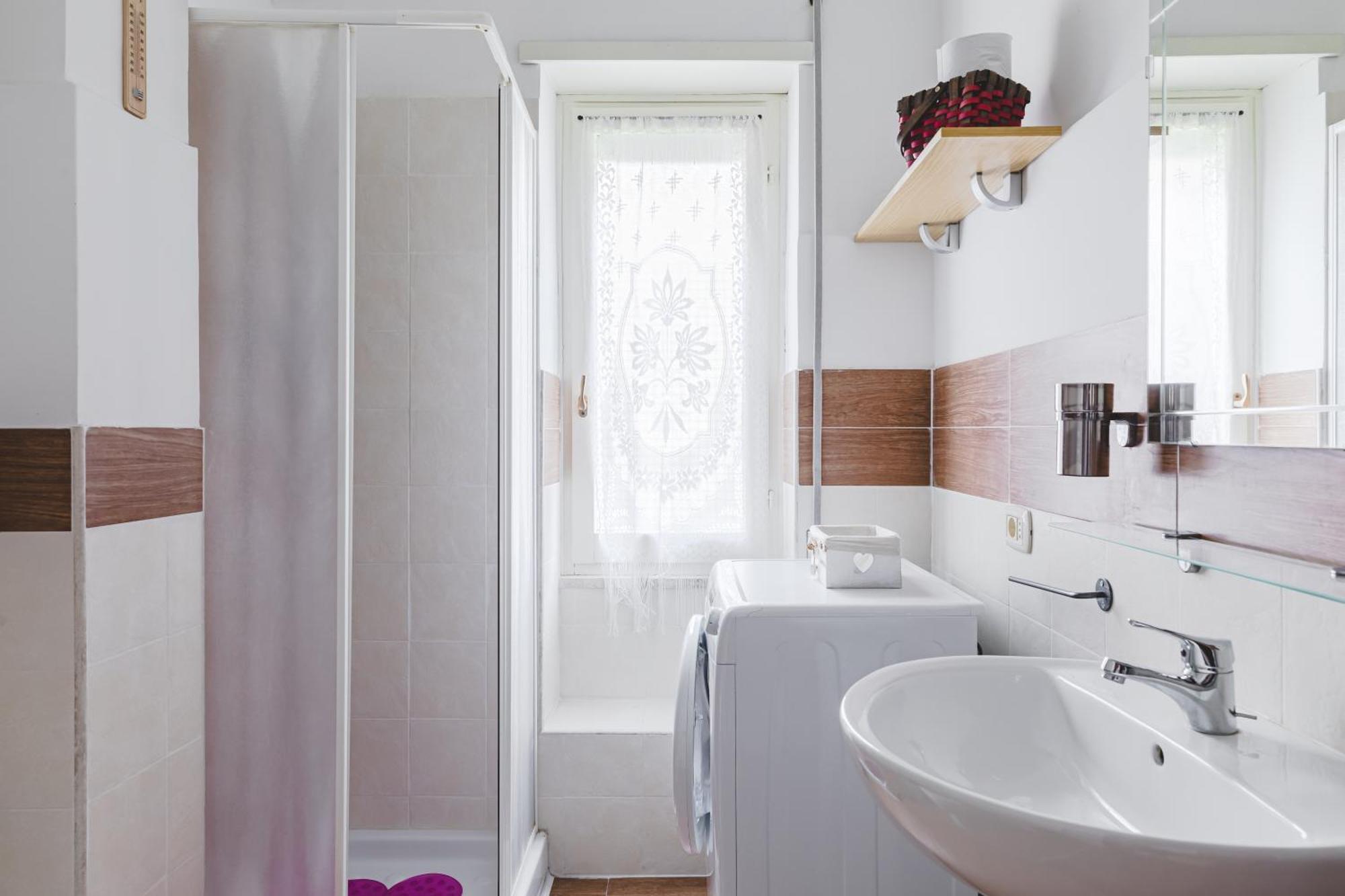 Pelizzi Apartment, 5 Persone, 2 Camere, Balcone, Cinecitta Roma
