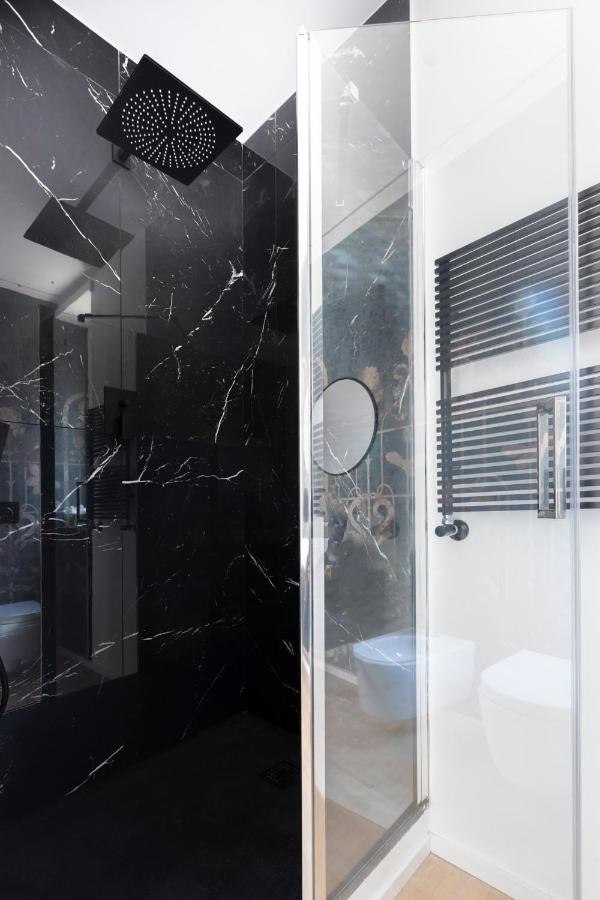 Appartamento Romac Trinity - 3bdr With Sauna & Jacuzzi In Campo De Fiori *