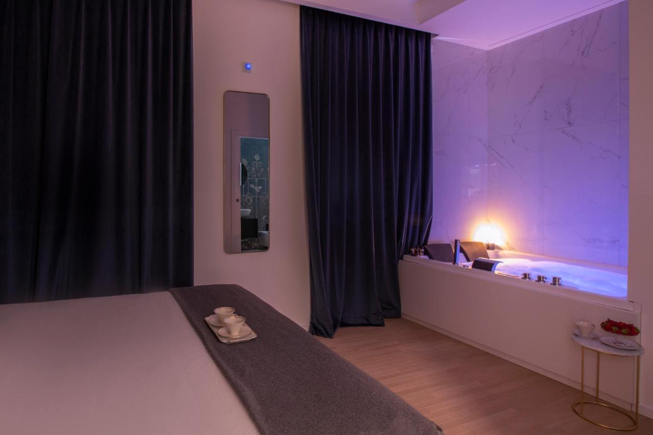 Romac Trinity - 3bdr With Sauna & Jacuzzi In Campo De Fiori Appartement