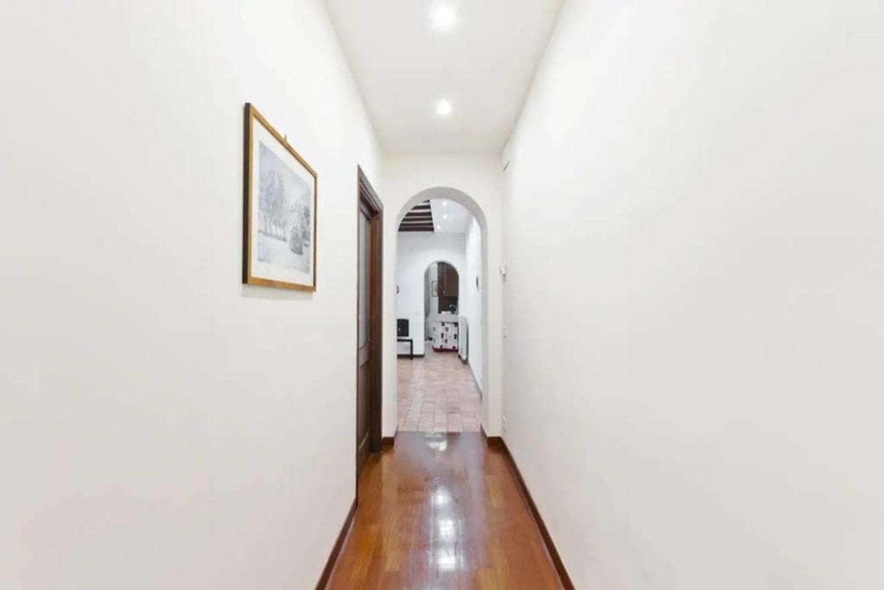 Affaccio Su Trastevere Apartment *