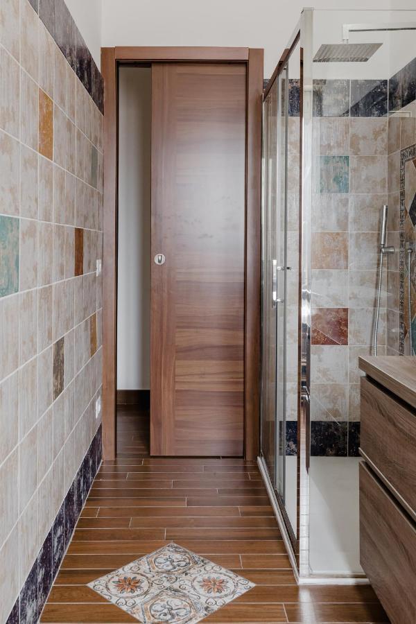 Scarfoglio Apartment, 4 Persone, 2 Camere, Balcone, Wi-fi, Stazione Tiburtina Appartement Rome