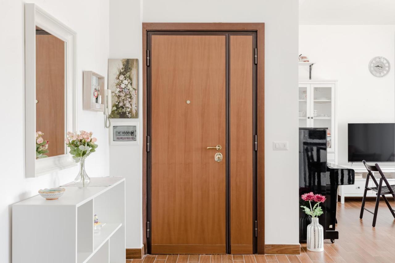 Scarfoglio Apartment, 4 Persone, 2 Camere, Balcone, Wi-fi, Stazione Tiburtina Rome