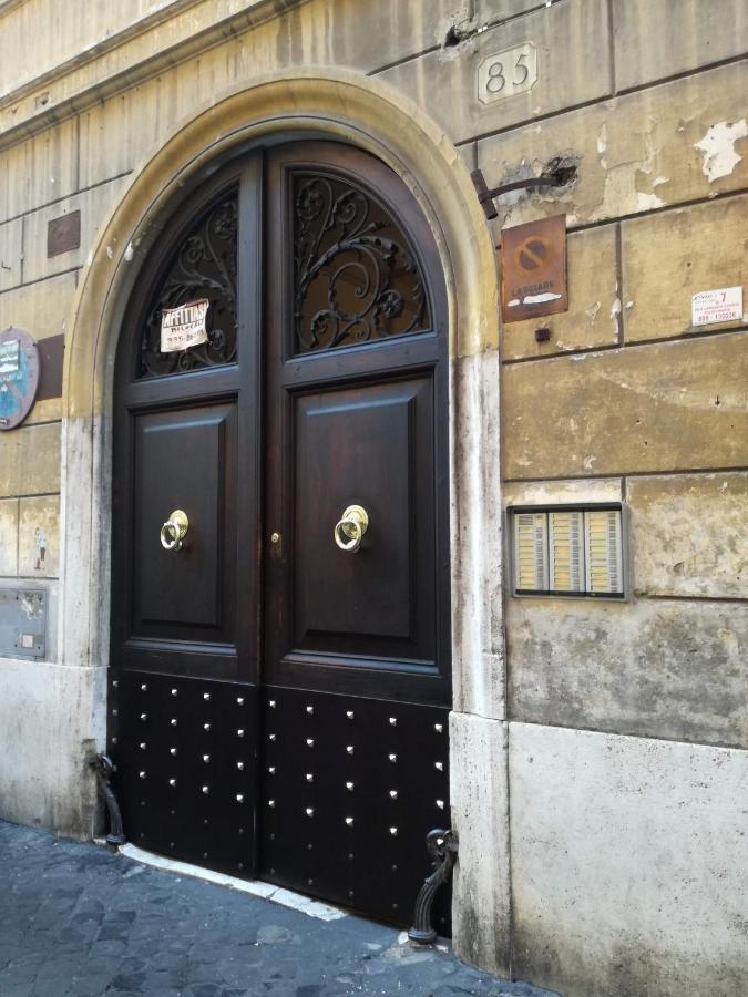 Appartamento In Borgo Vittorio A Due Passi Da San Pietro Roma