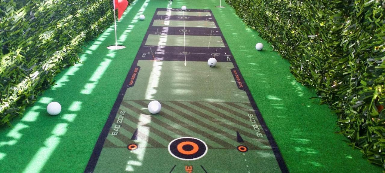 Elegant Vatican Metro & Golf *